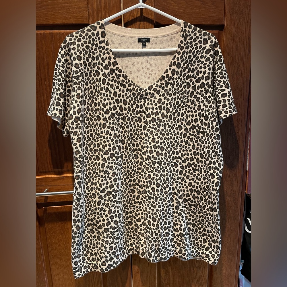 Women’s Shirt Sleeved Cotton Top